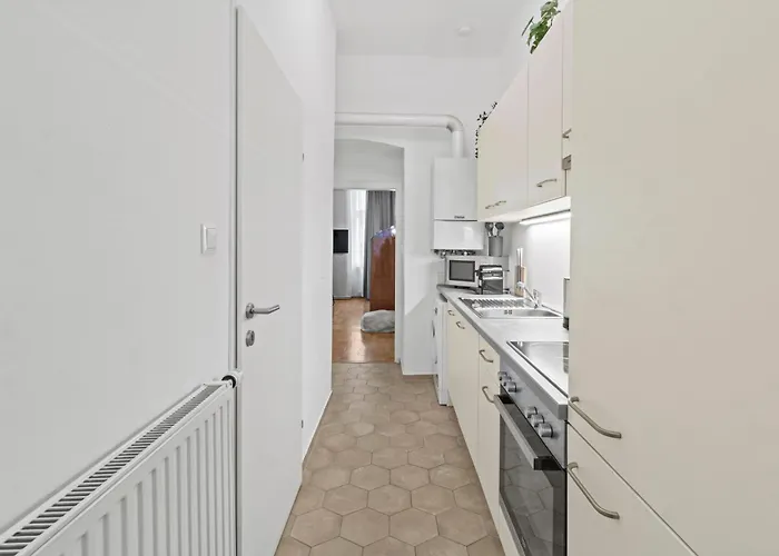 Apartamento Monthly - 2br- 2-min Walk To Metro Meidling *
