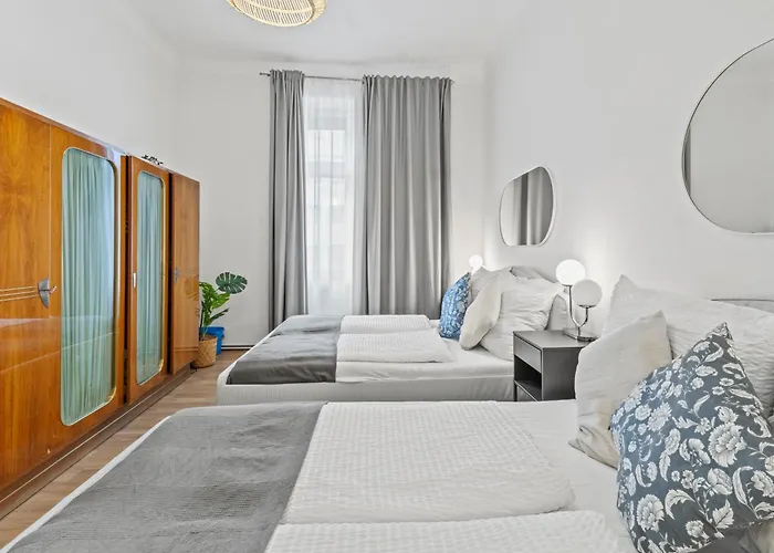 Monthly - 2br- 2-min Walk To Metro Meidling Apartamento *